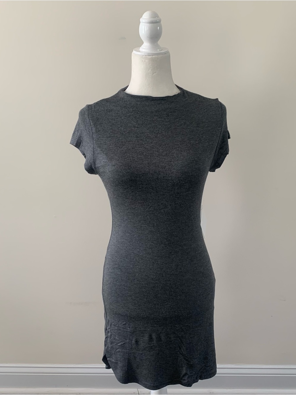 NWT Stella Luce Classic Charcoal Gray Cap Sleeve Mock Neck Midi Dress - Medium